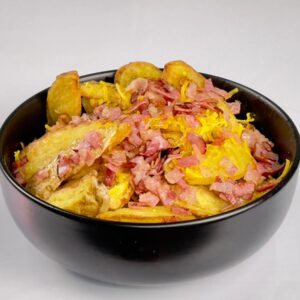 Cartofi Prajiți cu Bacon si Cheddar